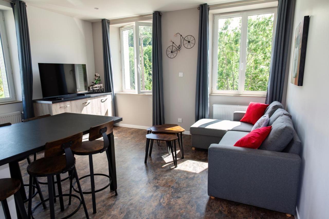 La Batisse L'Arbre Beige Apartment Le Petit-Abergement Exterior photo
